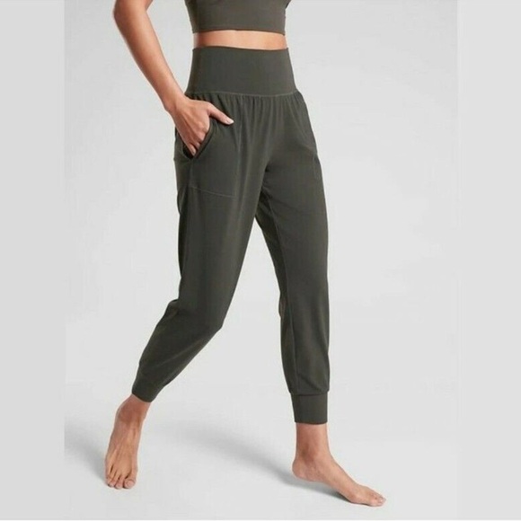 Athleta Pants - Athleta Cruise Jogger Women’s Medium Soft Feel Gray Salutation Yoga Lounge Wear